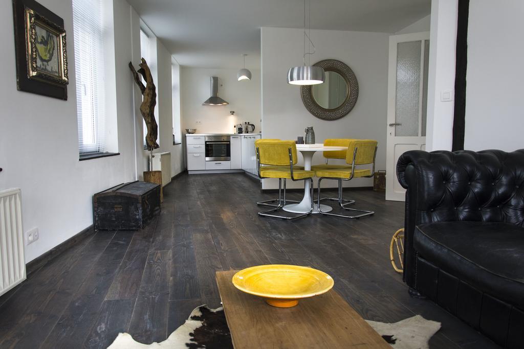 Entre Deux Pays Apartments Спа Стая снимка