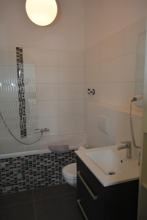 Entre Deux Pays Apartments Спа Екстериор снимка
